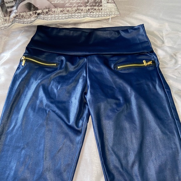 Leggings - Picture 2 of 5